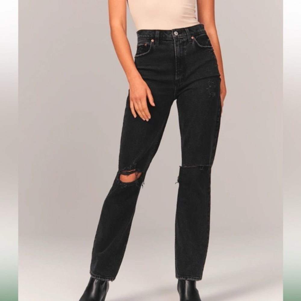 Abercrombie & Fitch Ultra High Rise 90s Straight Jeans Black Distressed Size 6